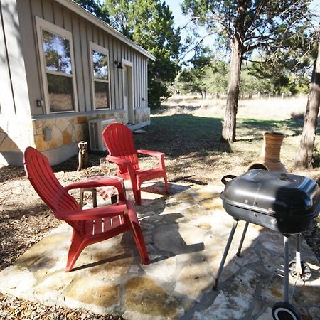Cabins At Flite Acres - Texas Sage Wimberley Exterior photo